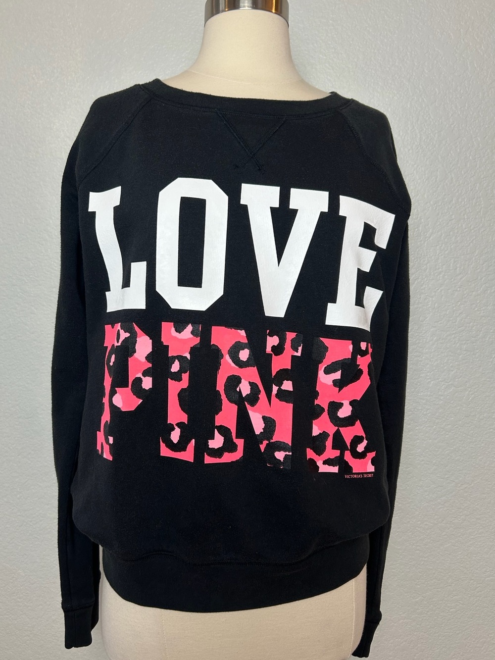 PINK Victorias Secret Sweatshirt Women's Size M Black Leopard Logo Love Pink